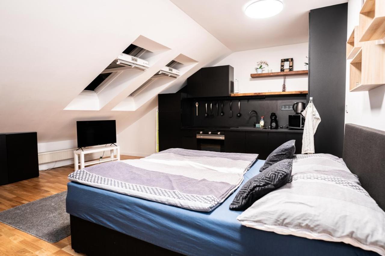 Ferienwohnung Exclusive Apartman Prague Jecna Exterior foto